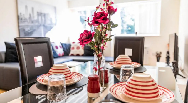 Апартаменты Deluxe MPL Apartments - Queens Broadway F4