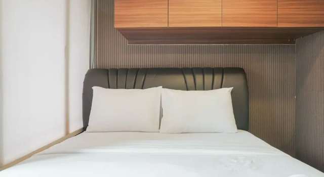 Comfortable 1BR at Nifarro Park Apartment By Travelio, Book Apartment Jakarta Jakarta Province