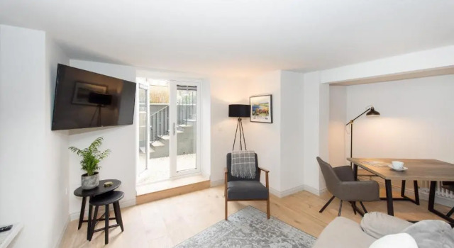 Апартаменты Deluxe The Burrow by Harrogate Serviced Apartments
