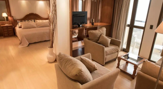 Люкс Deluxe South Beach Hotel and Spa