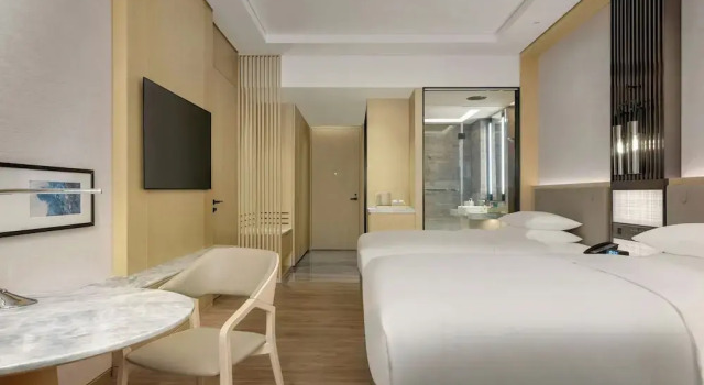 Четырёхместный номер Deluxe с видом на город Courtyard by Marriott Shanwei Haifeng