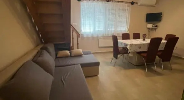 Betti, Prenota Casa vacanze Balatonmáriafürdő 