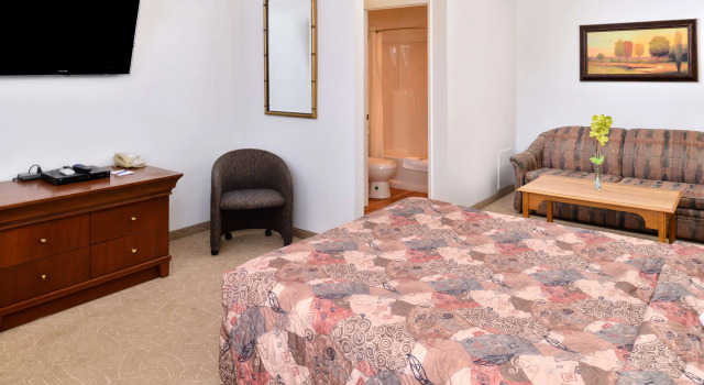 Двухместный номер Standard Canadas Best Value Inn Whitecourt
