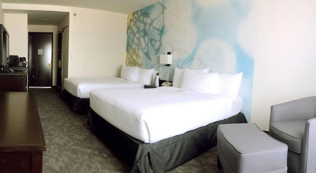 Четырёхместный номер Standard Courtyard by Marriott San Luis Potosi
