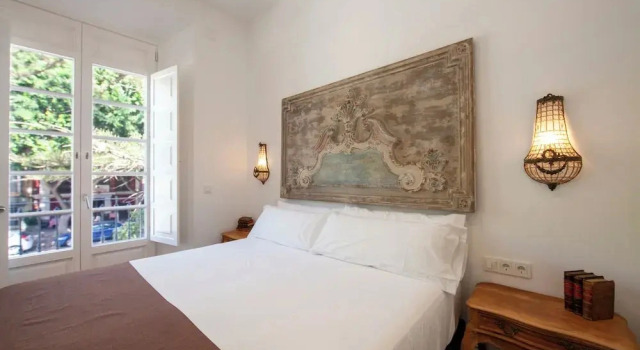 Pries Homes - Little Lotus, Забронировать Отель Отели Малаги с парковкой, рядом с Malaga Town Hall, Парковка