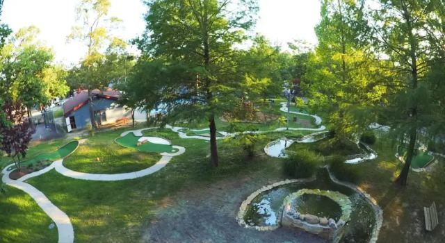 Williamsburg Camping Resort 38 ft. Park Model 5, Prenota Campeggio Campeggi e glamping a Virginia, Campeggio