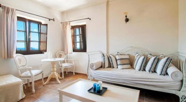 Люкс Areos Polis Boutique Hotel