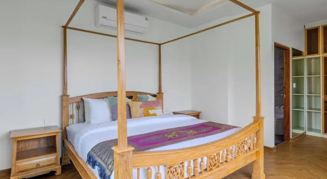Вилла 5BR Villa Waterfall Pool Movie Room V257