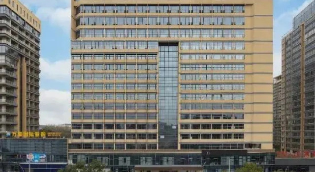 Homeinn Plus Hotel (Jingdezhen North Station), Prenota Hotel Jingdezhen Jiangxi