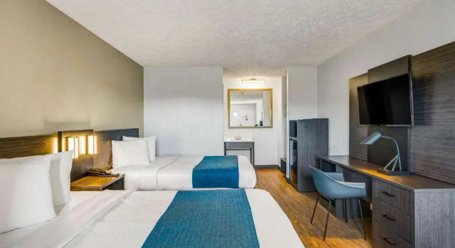 Четырёхместный номер Deluxe Motel 6 Hillsville, VA
