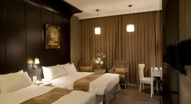 Номер Comfort Renyi Lake Hotel