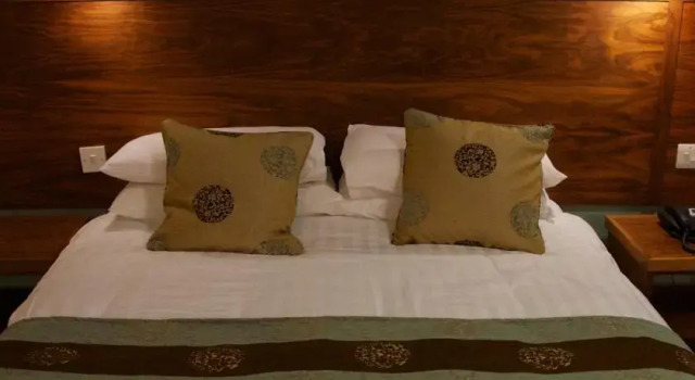 Durkin's Bar, Restaurant & Guesthouse, Rezervați Hotel Ballaghaderreen 
