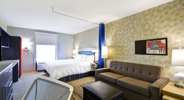 Двухместный люкс Home2 Suites By Hilton Oswego