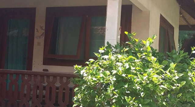 Coral Beach 2 Bungalow