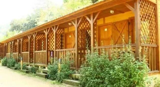 Двухместный номер Standard с балконом и с красивым видом из окна Bassegoda Park Campsite