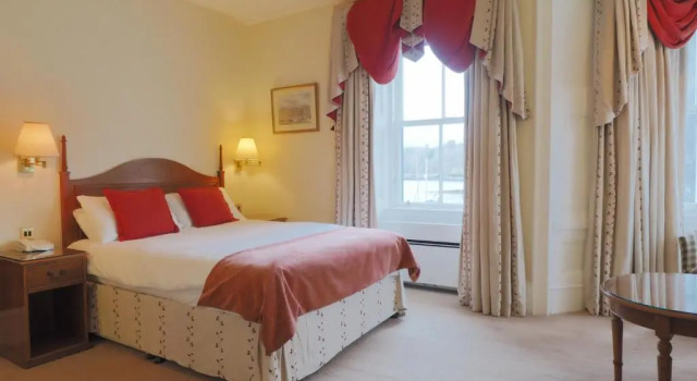 Двухместный номер Deluxe Royal Hotel
