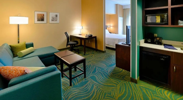 Люкс SpringHill Suites Terre Haute