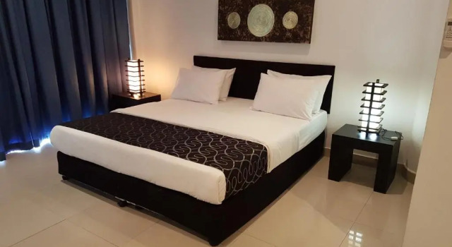 Двухместный номер Superior East Suites