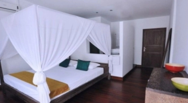 The 240, Buchen Sie Hotel Hotels in Kandal mit Parkplatz, Parkplätze