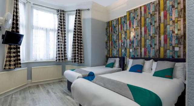 Трёхместная студия Standard Golden Strand Hotel