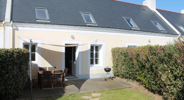 House With 3 Bedrooms in Locmaria, With Enclosed Garden and Wifi, Rezerwuj Hotel  