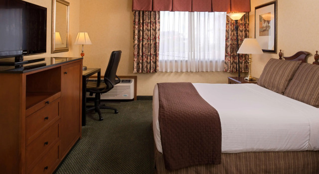 Red Lion Hotel Kennewick Columbia Center, Забронировать Отель Отели Tri-Cities с парковкой, Парковка