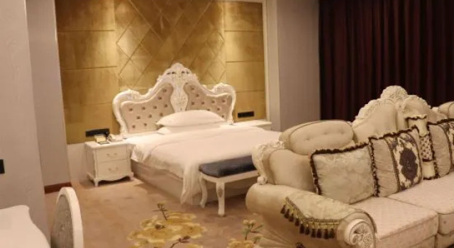 Guiping Xinyuyang Hotel (Guiping Xishan Branch), Book Hotel Hotels in Xishan with a Pool, Swimming Pool