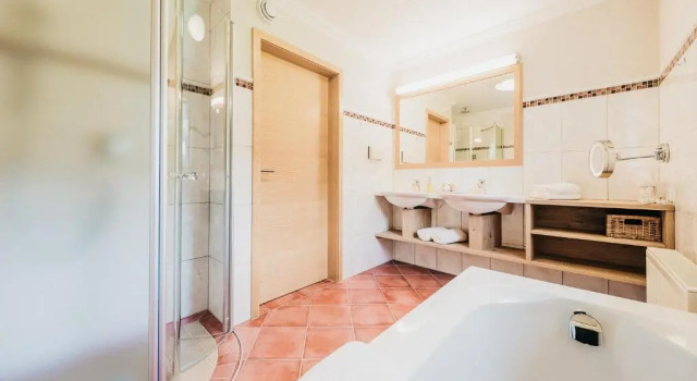 Семейный люкс с балконом Biohotel Rupertus