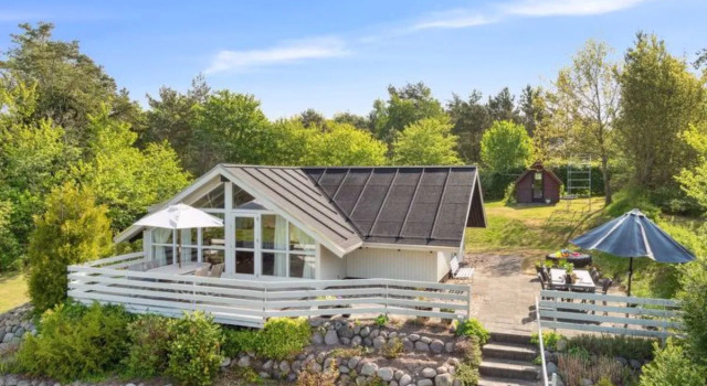 "Evamari" - 300m from the sea in Djursland and Mols, Rezervasyon Otel Vestjylland otoparklı oteller, Otopark