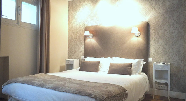 Louvre Parisian Duplex, Забронировать Апартаменты/квартира Апартаменты Парижа, рядом с Theatre de L'Athenee Louis Jouvet, Апартаменты/квартира