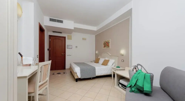 Номер Comfort Helios Hotel