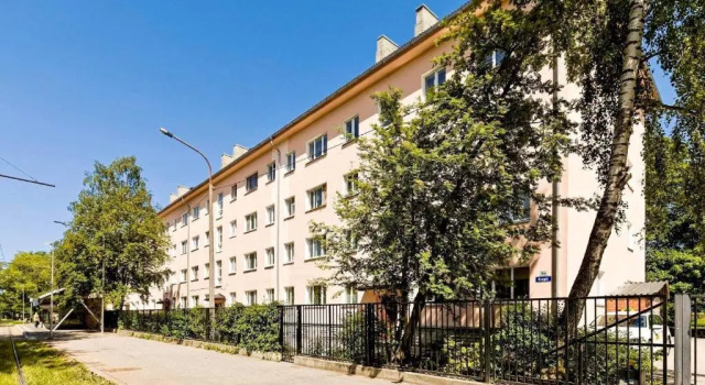 Апартаменты Sunny apartment, 7 min with tram to the Old Town
