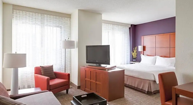 Двухместный люкс c 1 комнатой AC Hotel National Harbor Washington, DC Area