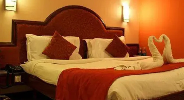 Hotel Jayaram, Забронировать Отель Отели штата Тамилнада с бассейном, Бассейн