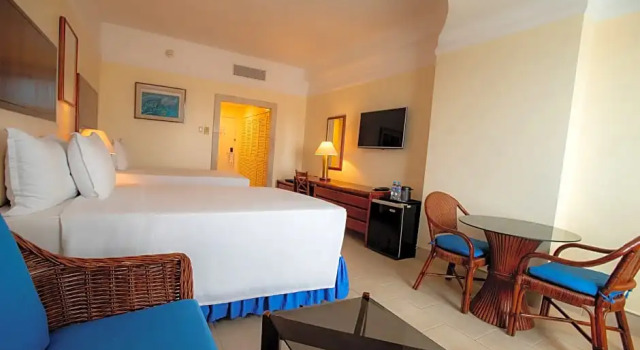 Номер Superior с видом на город Hotel Colon Salinas