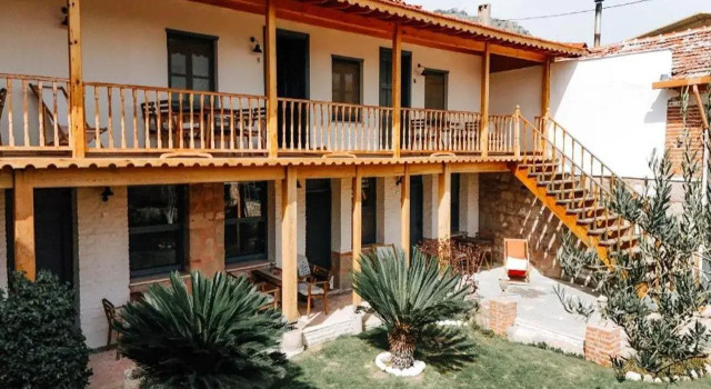 Attalos Suites Hotel