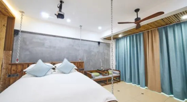 Кровать в общем номере (женский номер) Guiyuan Tianqiaoshe Smart Hotel (Wenchang Middle School)