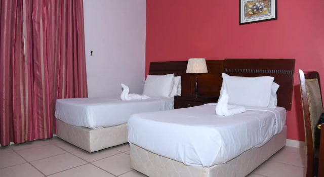 Camera Standard Continental Suite farwaniya