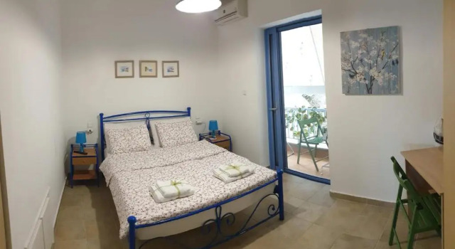 Entir Home With A Sea View For 5 Guests., Забронировать Отель Отели East Crete с парковкой, Парковка