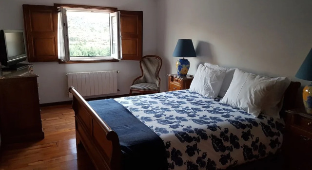 A Casa do Professor, Забронировать Дом для отпуска Виллы Карраседа-ди-Аншаис, Вилла