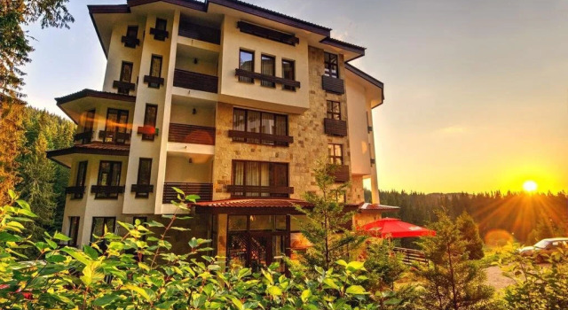 Hotel Ela - UTB P. Hilendarski