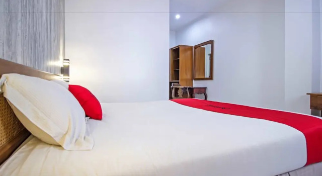 Standard double chambre RedDoorz At Arwiga Hotel