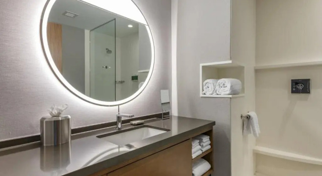 Номер Standard Courtyard by Marriott Fort Lauderdale Downtown