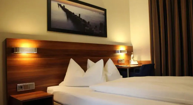 Апартаменты Altstadthotel Kneitinger, Abensberg
