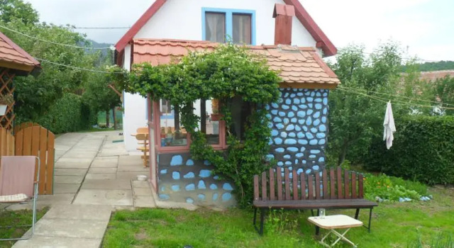 Berto House, Varaa Hotelli  