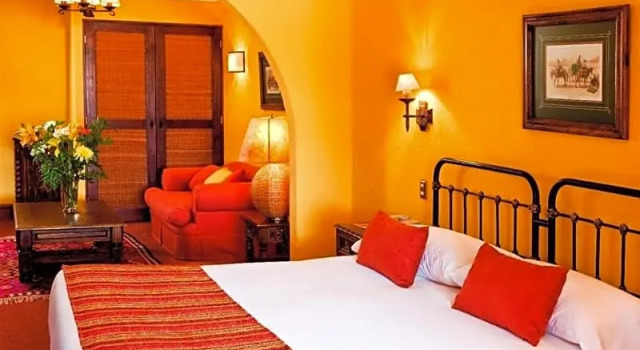 Полулюкс Standard Hotel Santa Cruz Plaza