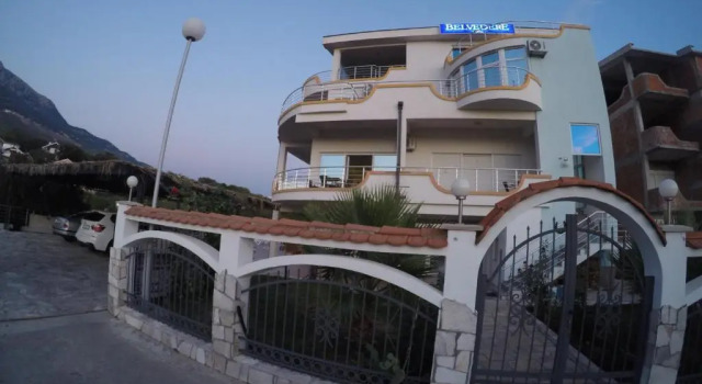 Апартаменты с видом на море Belvedere Apartments with Seaview