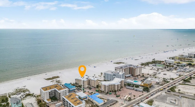Коттедж 50 Gulf Beach Rd - Unit 1 1 Bedroom Home by RedAwning