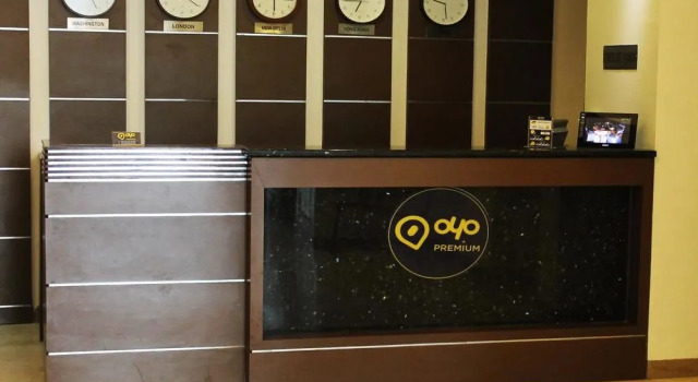 Hotel Blue Stone, Забронировать Отель Газиабад штат Уттар-Прадеш