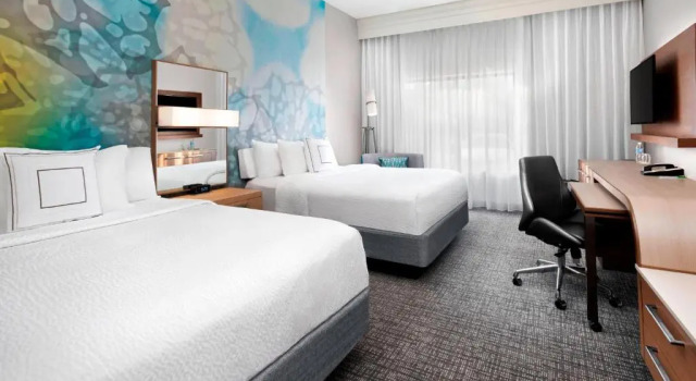 Четырёхместный номер Standard Courtyard Bowling Green Convention Center